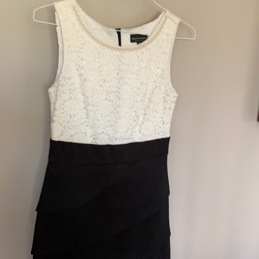 Connected Apparel Cute Ivory & Black Dress Size 6